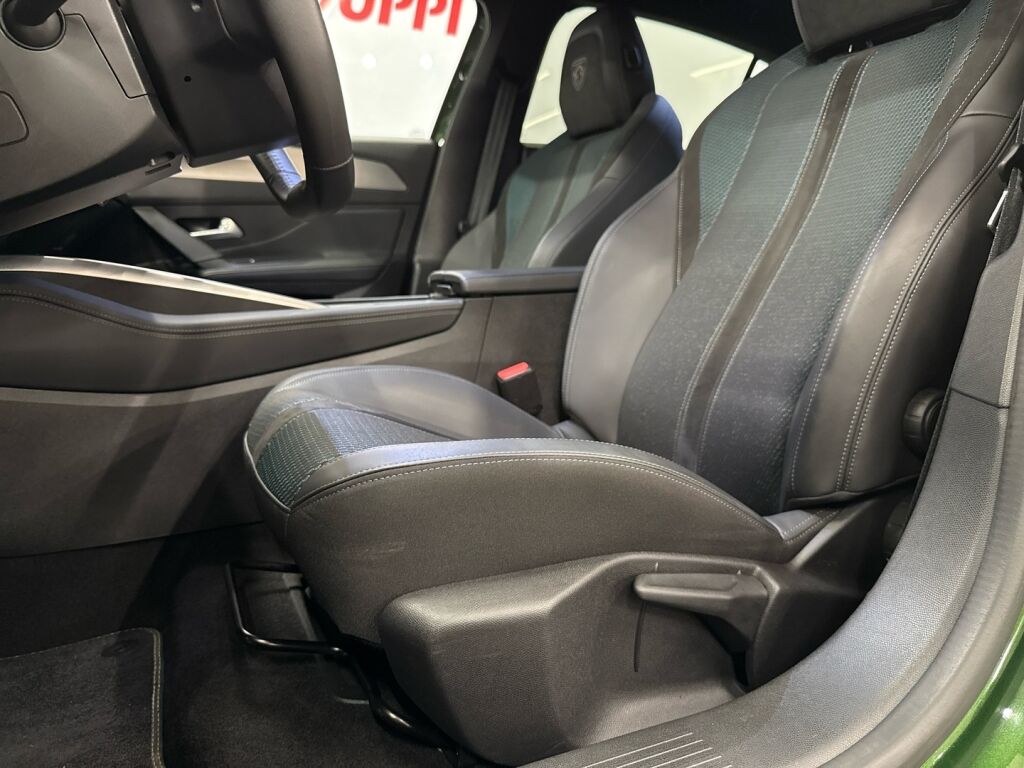 Peugeot E-308 2023 Vihreä