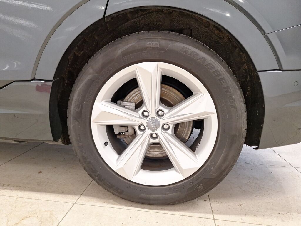 Audi e-tron 2020 Harmaa