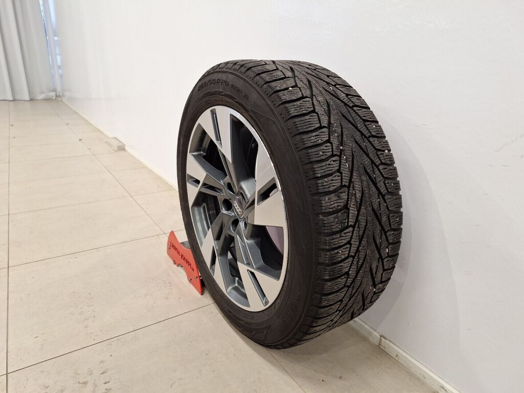 Audi e-tron 2020 Harmaa