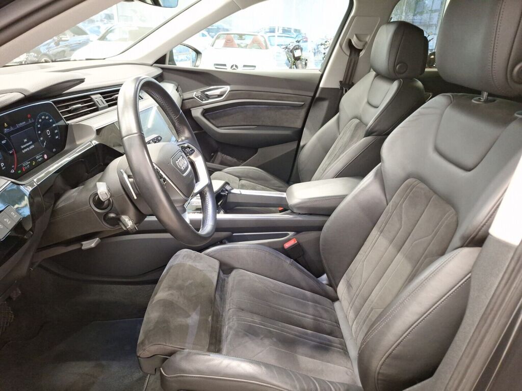 Audi e-tron 2020 Harmaa