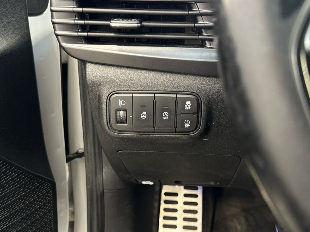 Hyundai Bayon 2024 Valkoinen