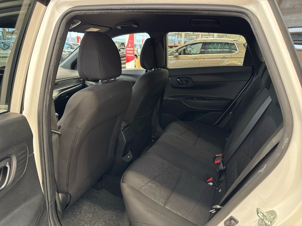 Hyundai Bayon 2024 Valkoinen