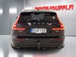 Volvo V60 2020 Musta