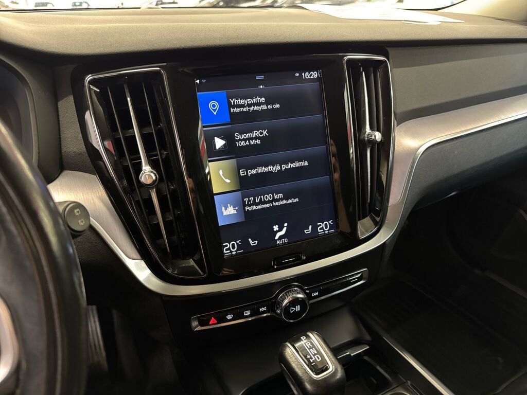 Volvo V60 Cross Country 2019 Valkoinen