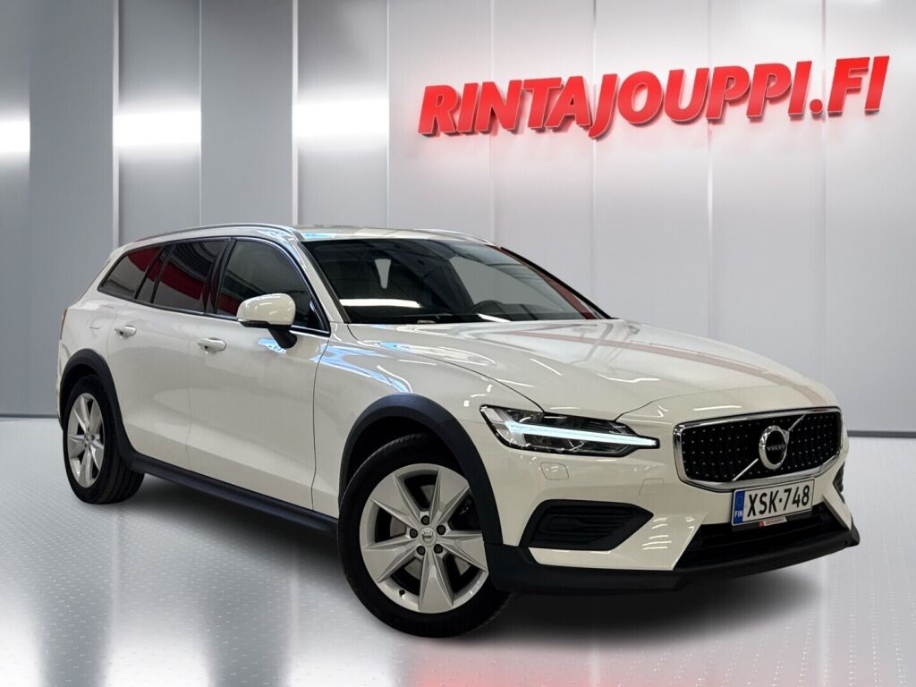 Volvo V60 Cross Country 2019 Valkoinen