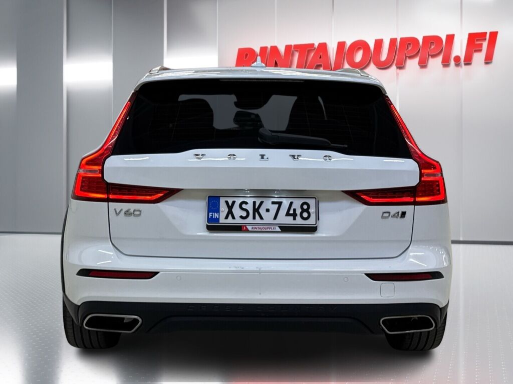 Volvo V60 Cross Country 2019 Valkoinen