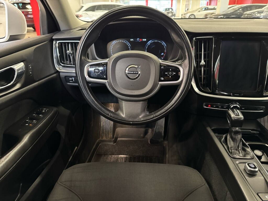 Volvo V60 Cross Country 2019 Valkoinen