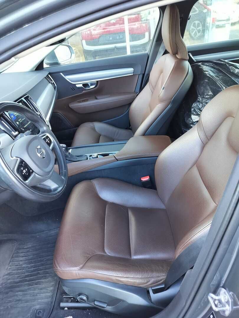 Volvo V90 2019 Harmaa