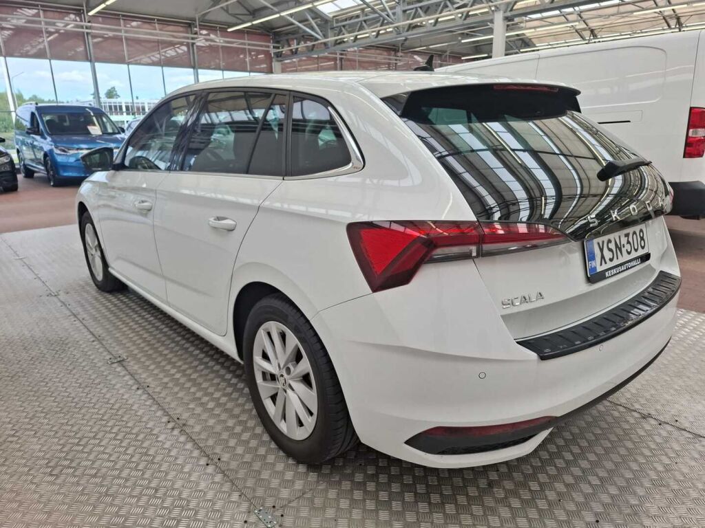 Skoda Scala 2024 Valkoinen