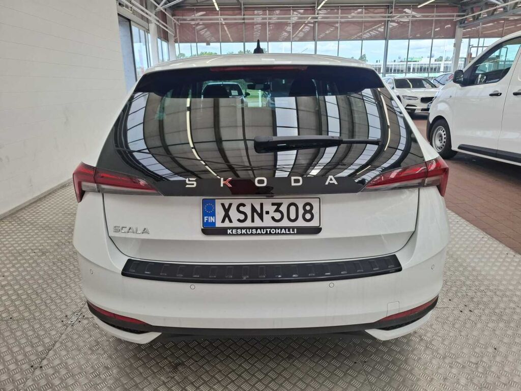 Skoda Scala 2024 Valkoinen