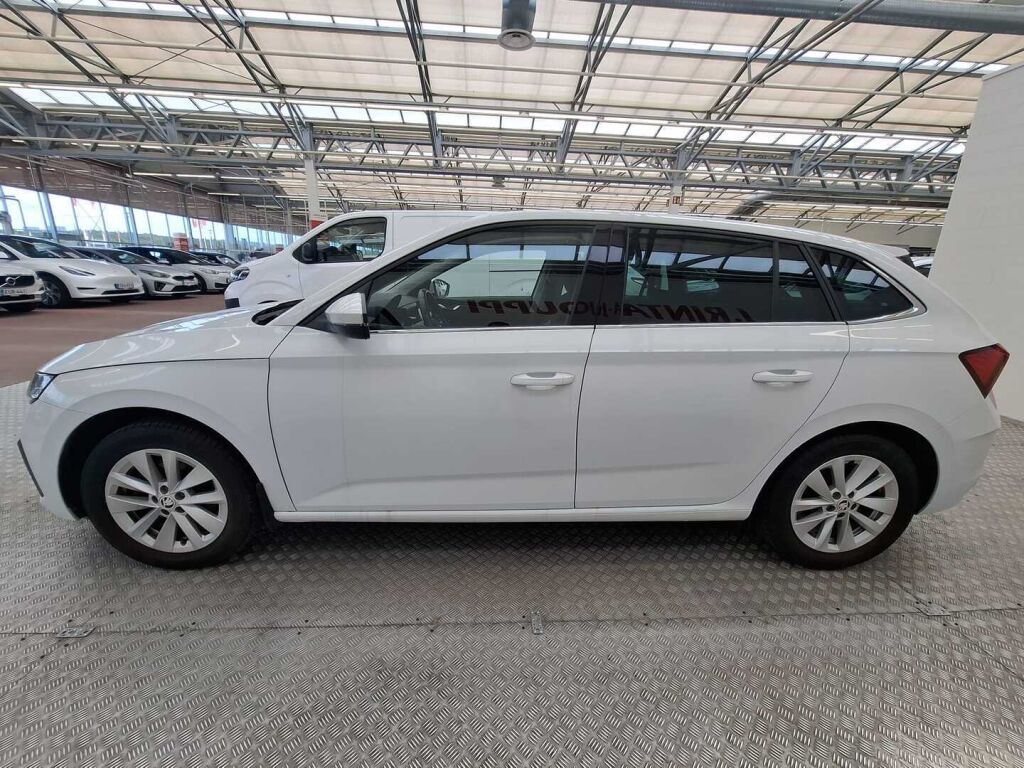 Skoda Scala 2024 Valkoinen