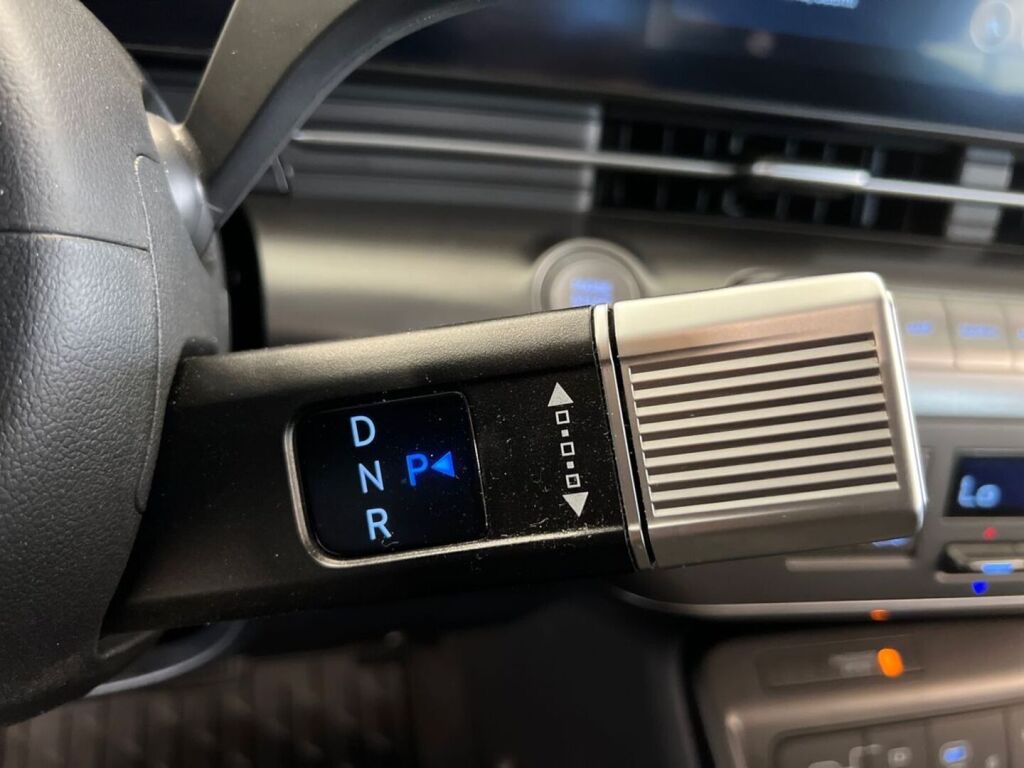 Hyundai KONA Hybrid 2024 Harmaa