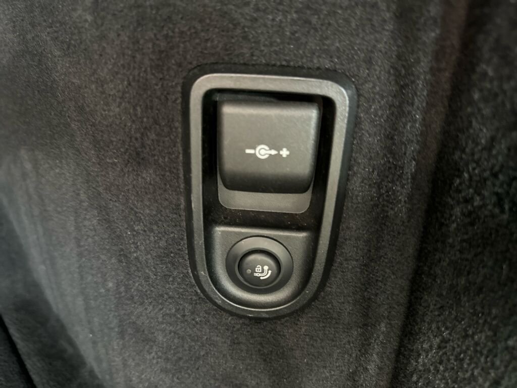 BMW 530 2022 Valkoinen