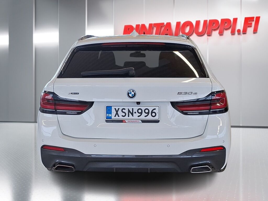 BMW 530 2022 Valkoinen