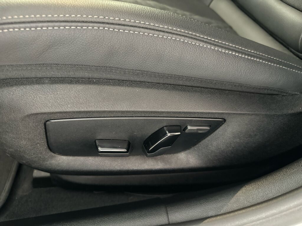 BMW 530 2022 Valkoinen