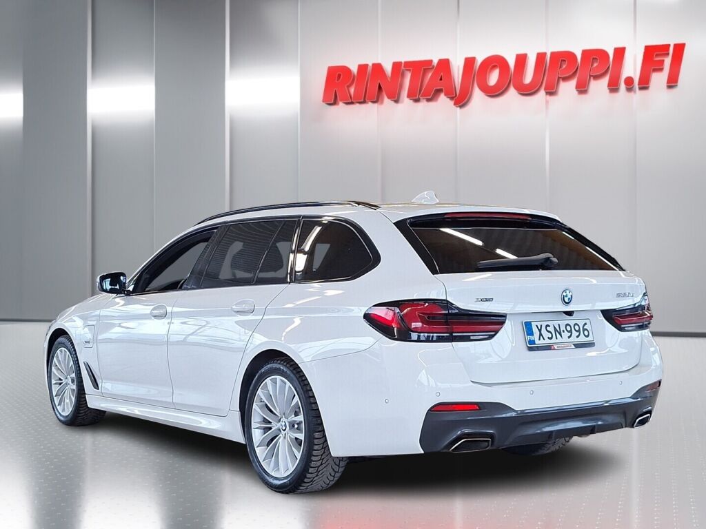 BMW 530 2022 Valkoinen