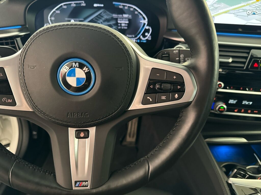 BMW 530 2022 Valkoinen