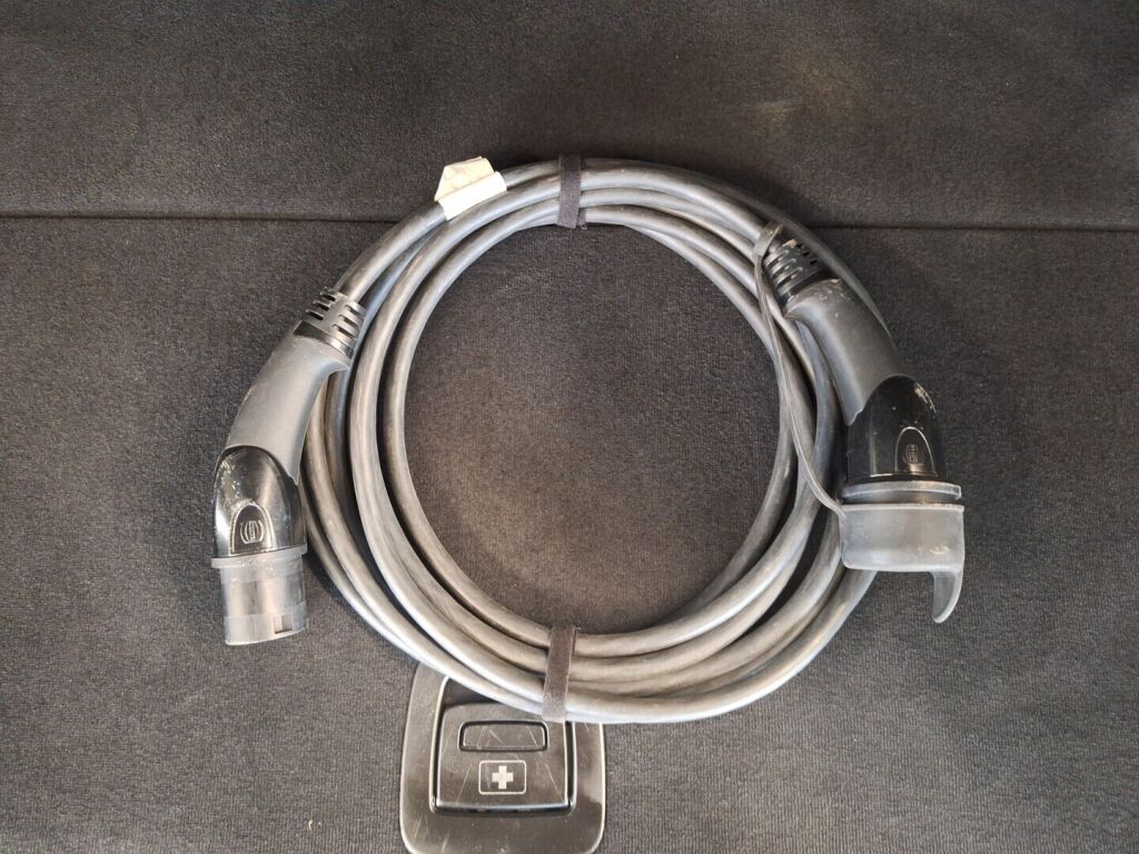 BMW 530 2022 Valkoinen