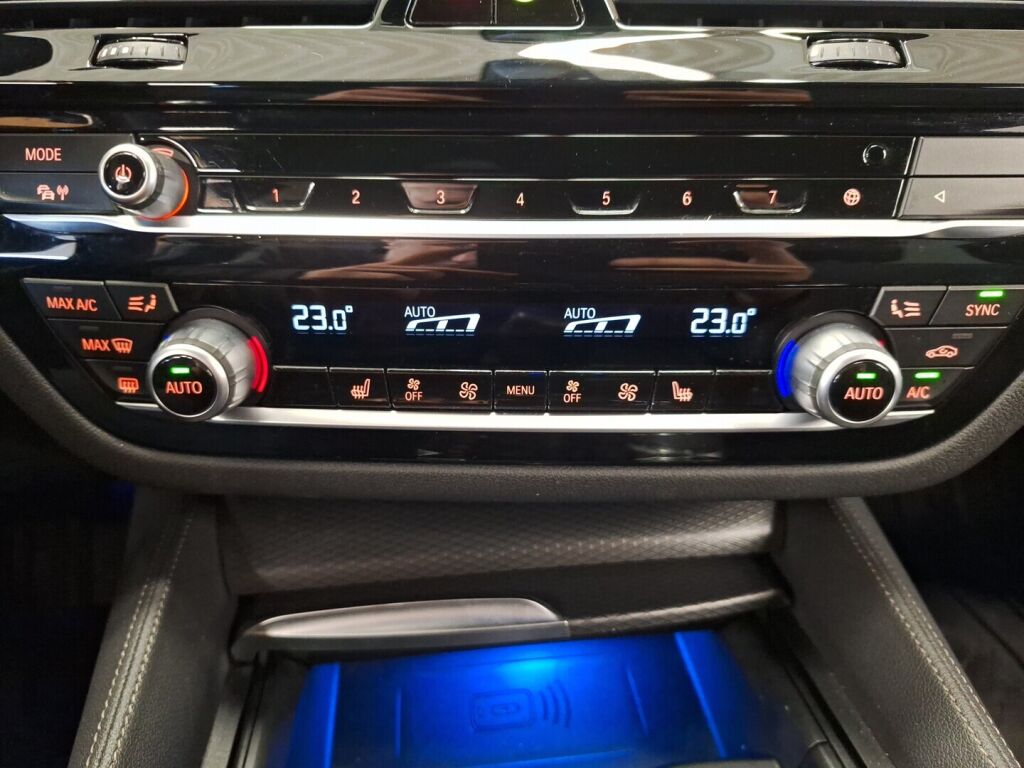 BMW 530 2022 Valkoinen