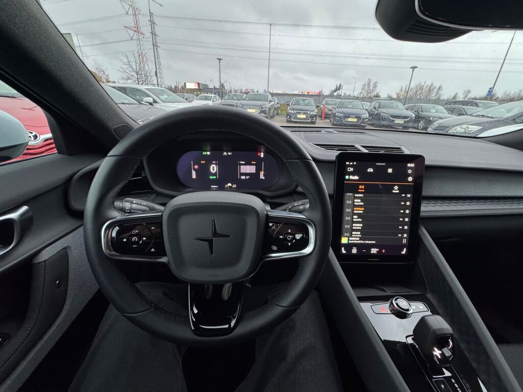 Polestar 2 2024 Harmaa