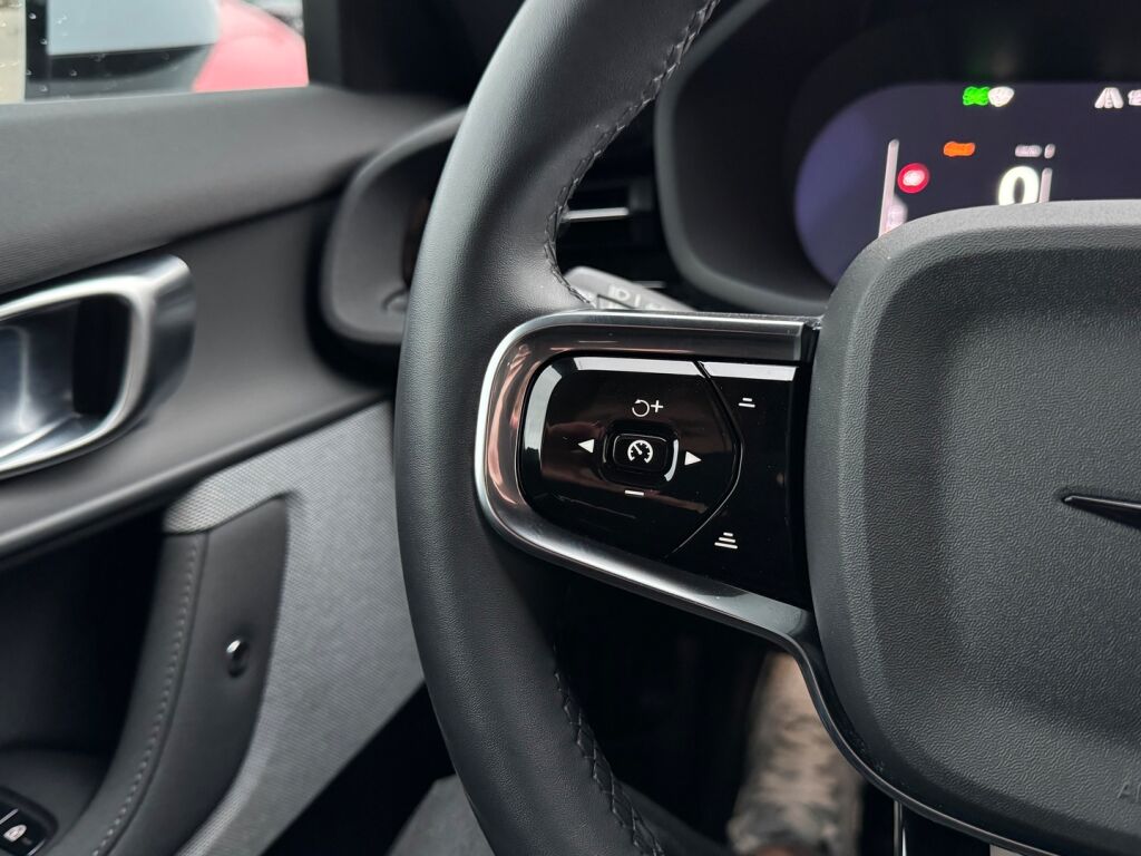 Polestar 2 2024 Harmaa