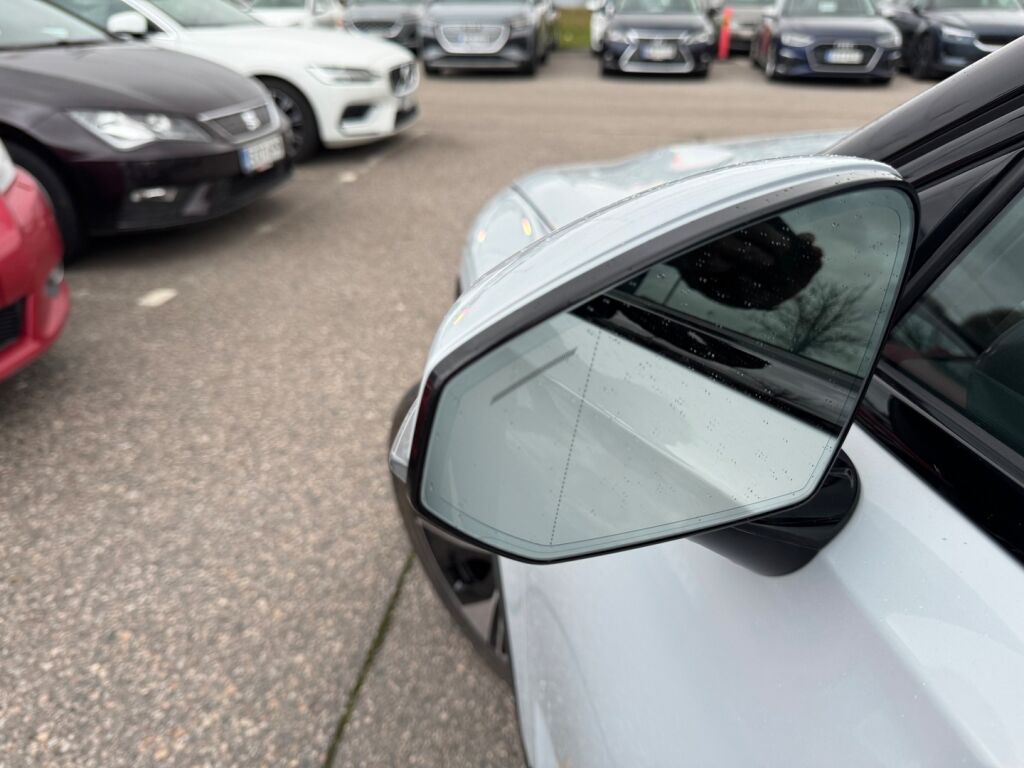 Polestar 2 2024 Harmaa