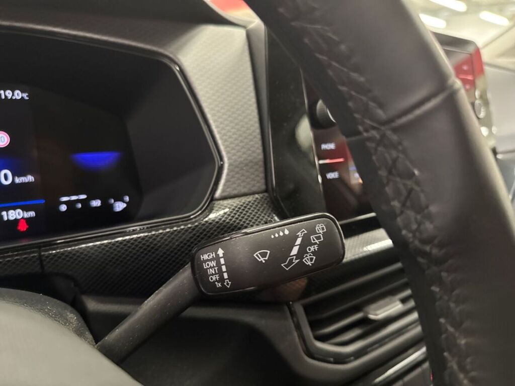 Volkswagen T-Cross 2024 Harmaa