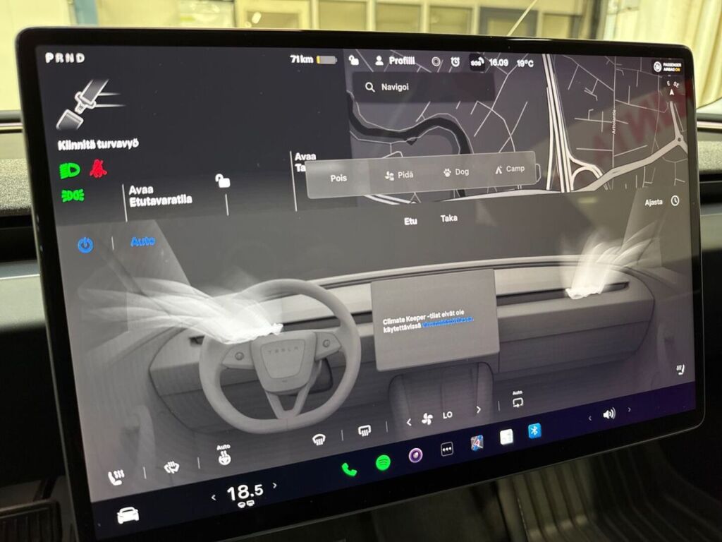 Tesla Model 3 2024 Harmaa
