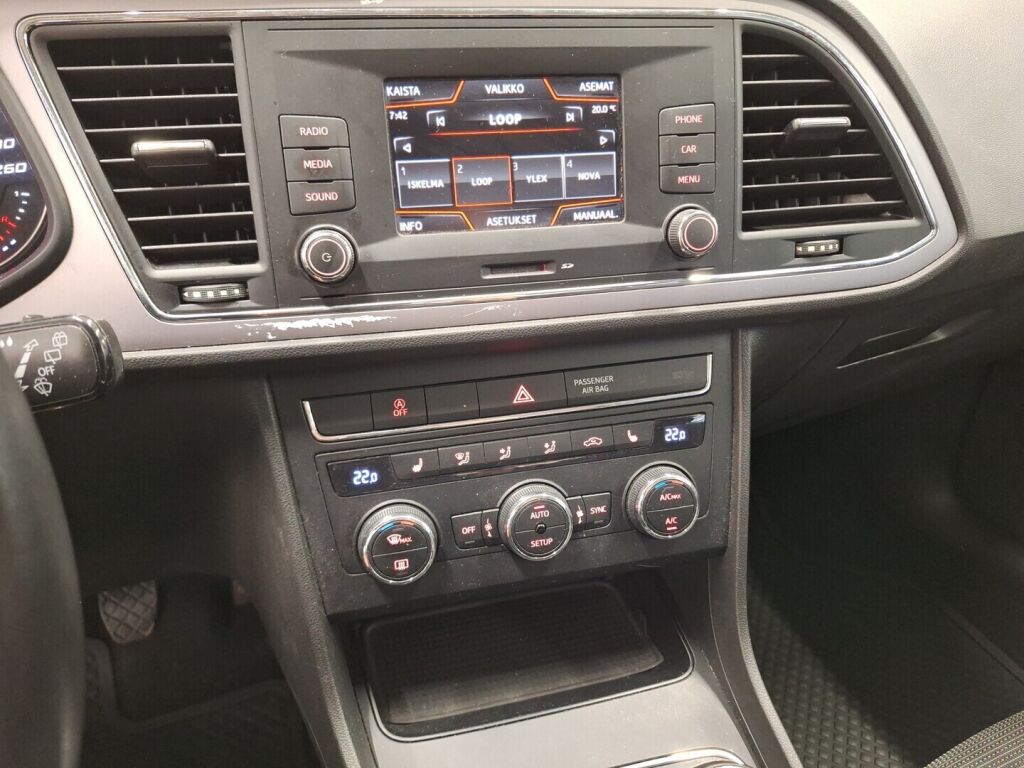 Seat LEON ST 2019 Valkoinen