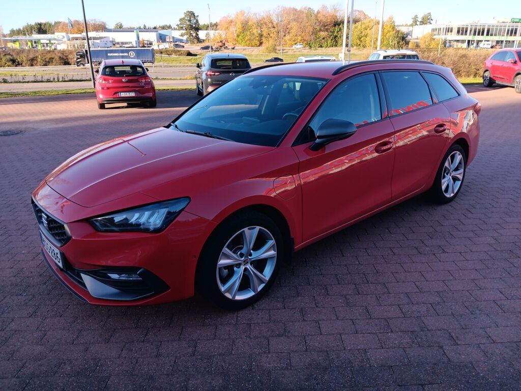 Seat Leon Sportstourer 2021 Punainen