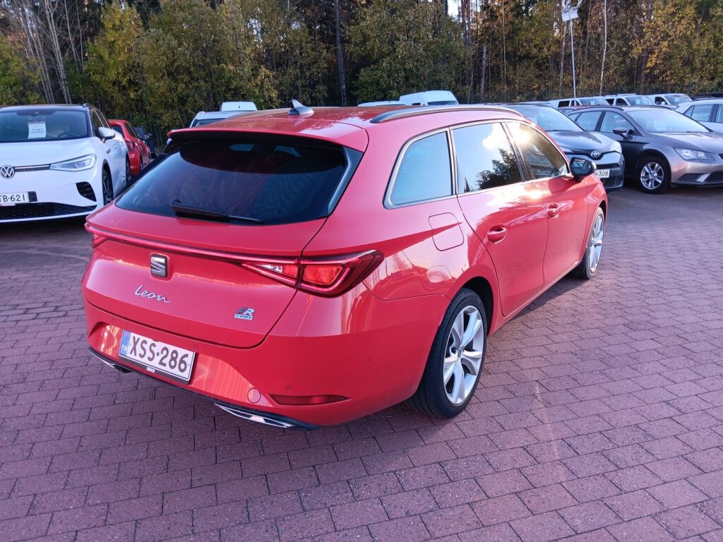 Seat Leon Sportstourer 2021 Punainen