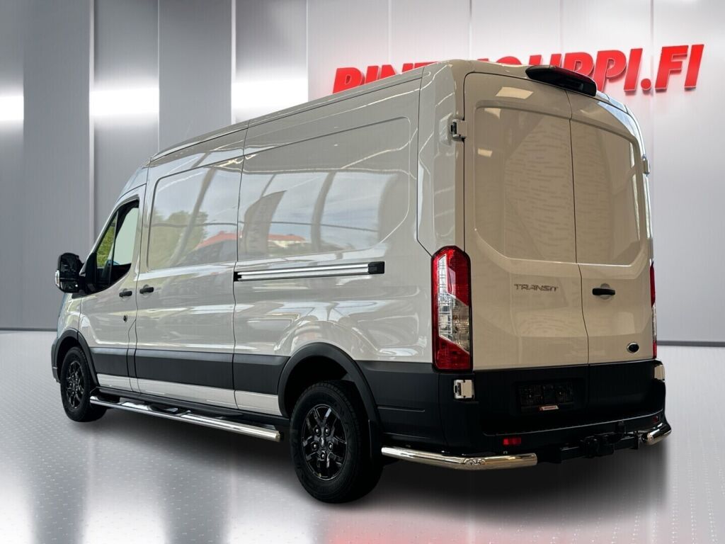 Ford Transit 2025 Frozen White