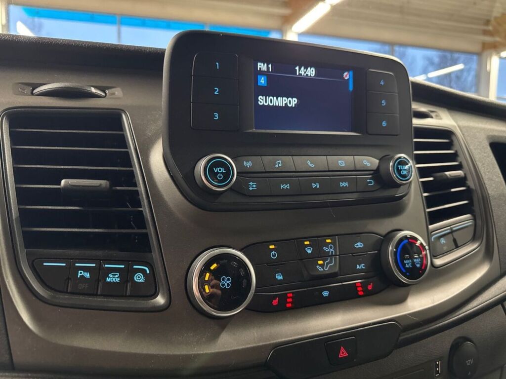 Ford Transit 2025 Frozen White