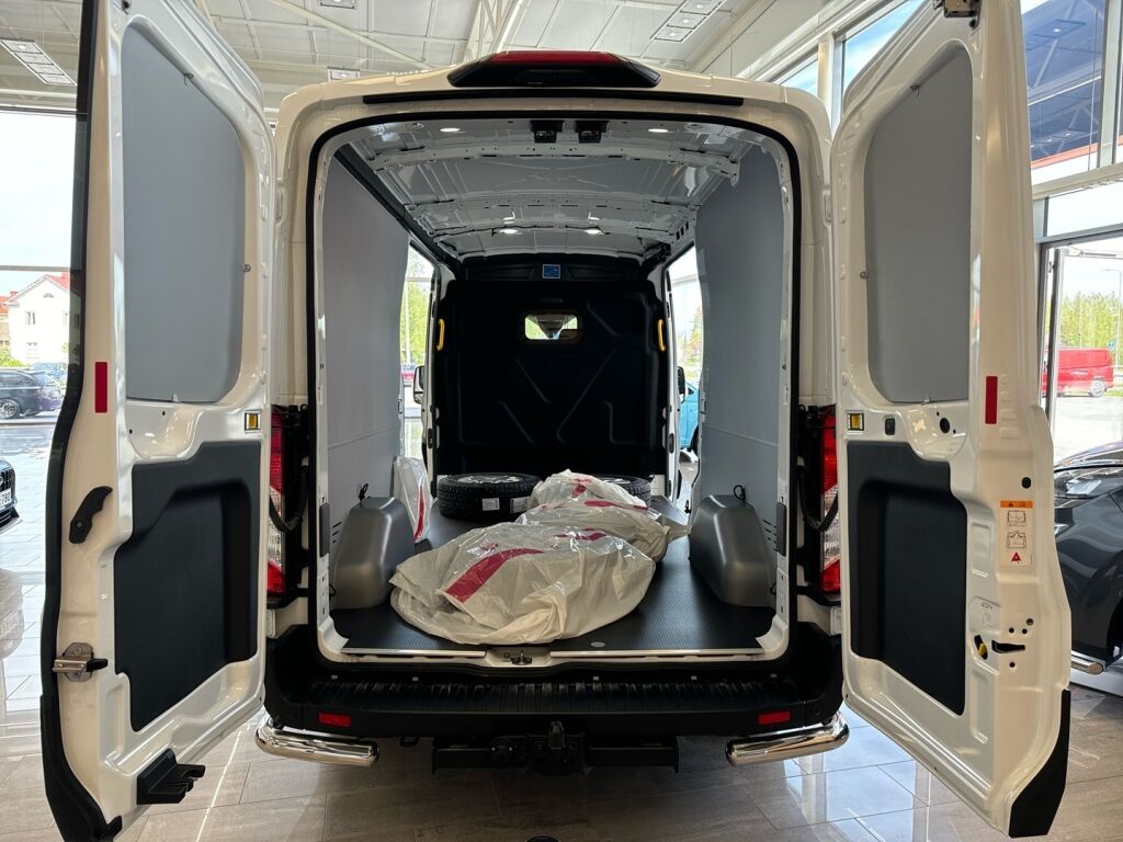 Ford Transit 2025 Frozen White