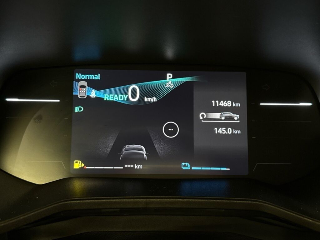 Mitsubishi Colt 2024 Musta