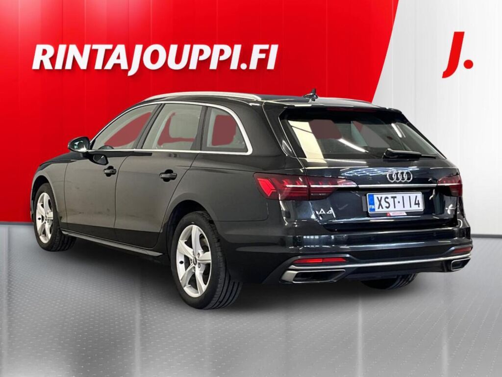 Audi A4 2021 Musta