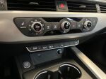 Audi A4 2021 Musta