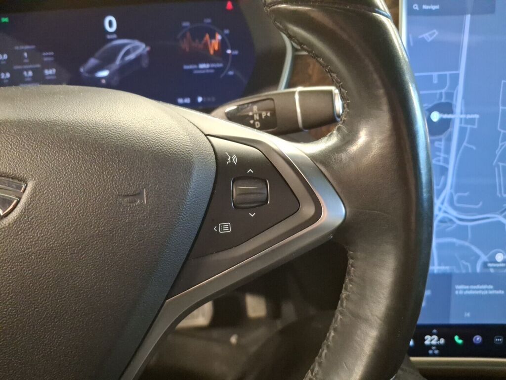 Tesla Model X 2017 Musta