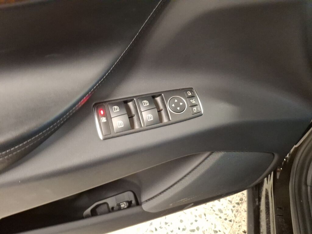 Tesla Model X 2017 Musta