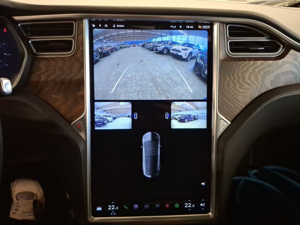 Tesla Model X 2017 Musta