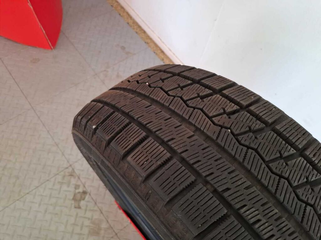 Hyundai KONA 2019 Harmaa