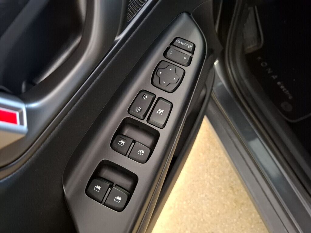 Hyundai KONA 2019 Harmaa