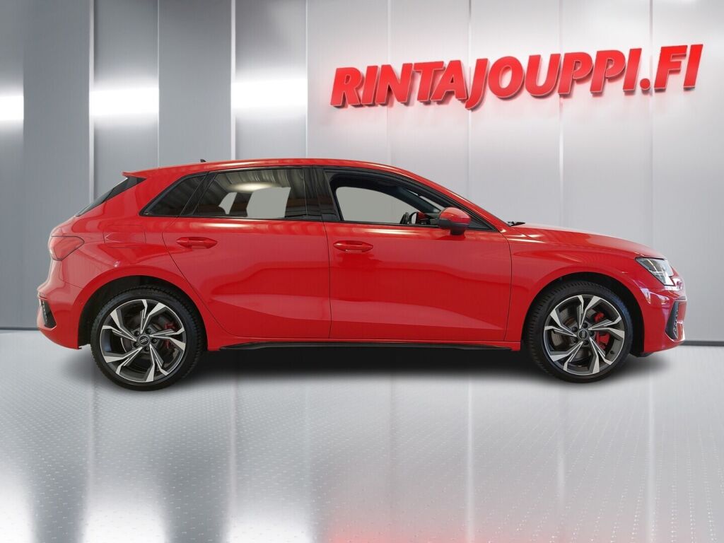 Audi A3 2021 Punainen