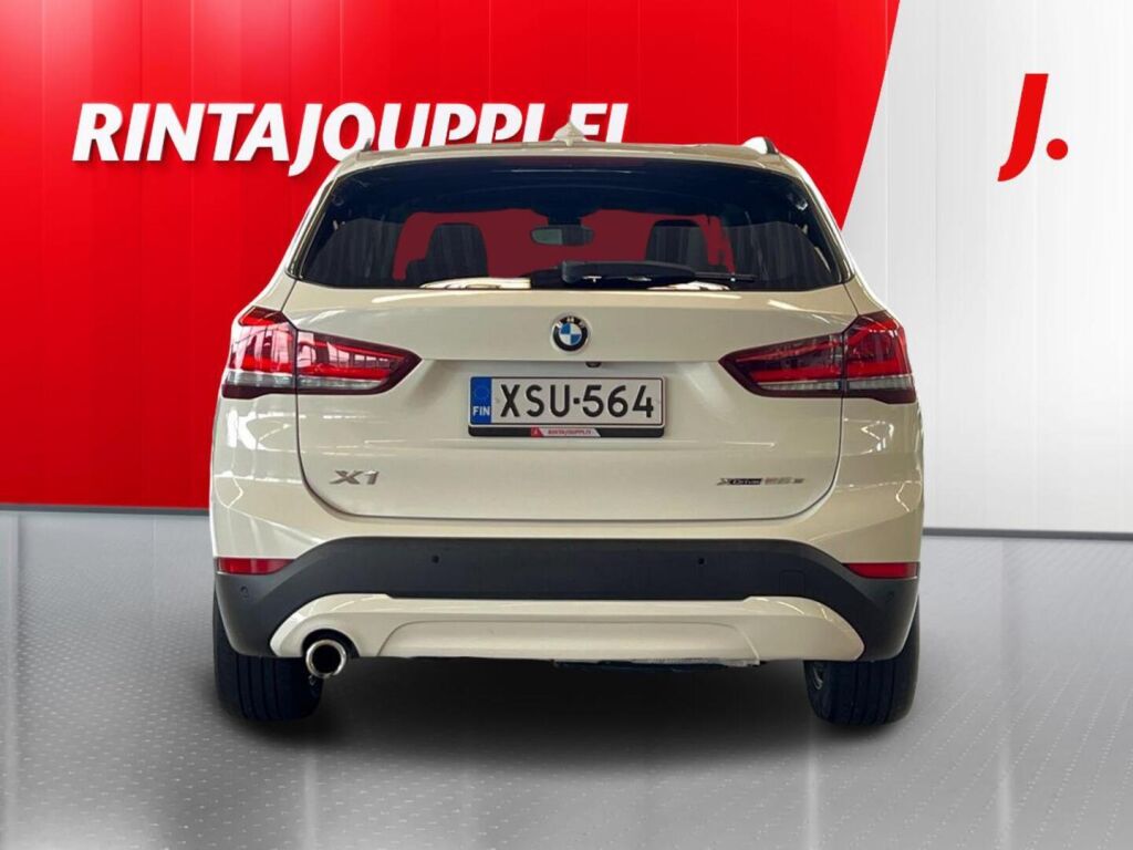 BMW X1 2021 Valkoinen