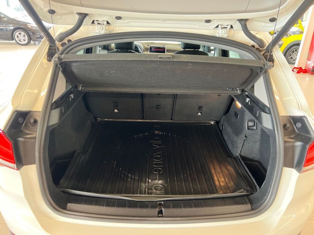 BMW X1 2021 Valkoinen