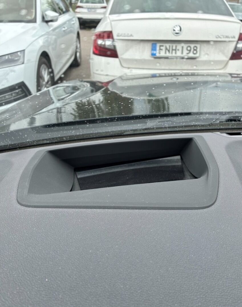 BMW 320 2020 Musta