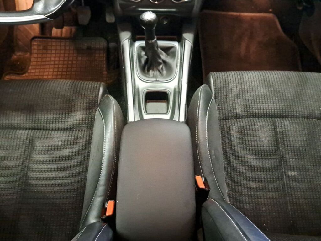 Citroen C4 2011 Sininen
