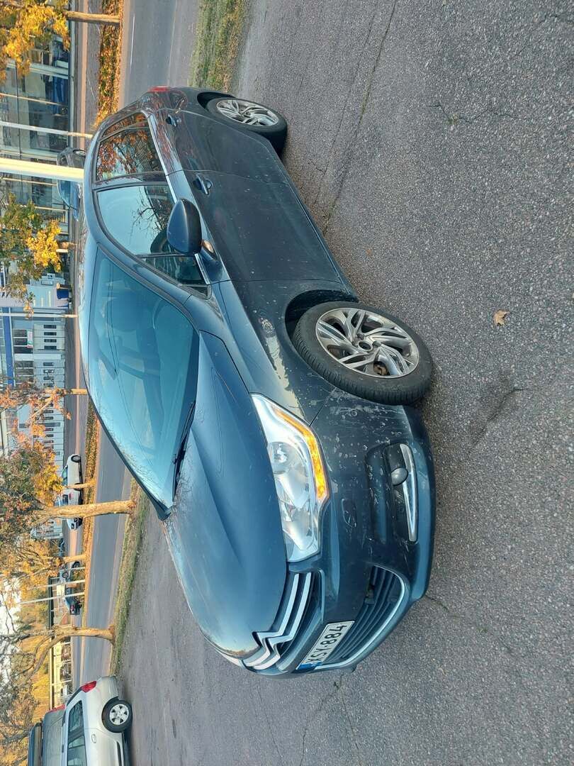 Citroen C4 2011 Sininen