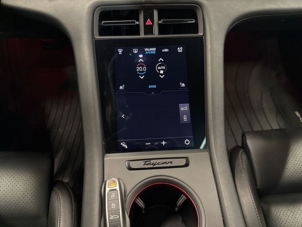 Porsche Taycan 2021 Harmaa