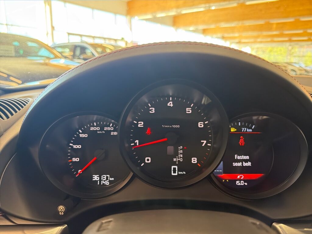 Porsche 718 2021 Valkoinen